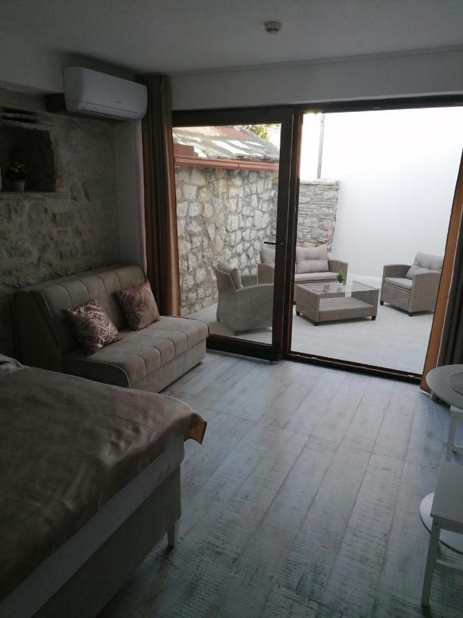 Vila Mira Trebinje Exterior photo