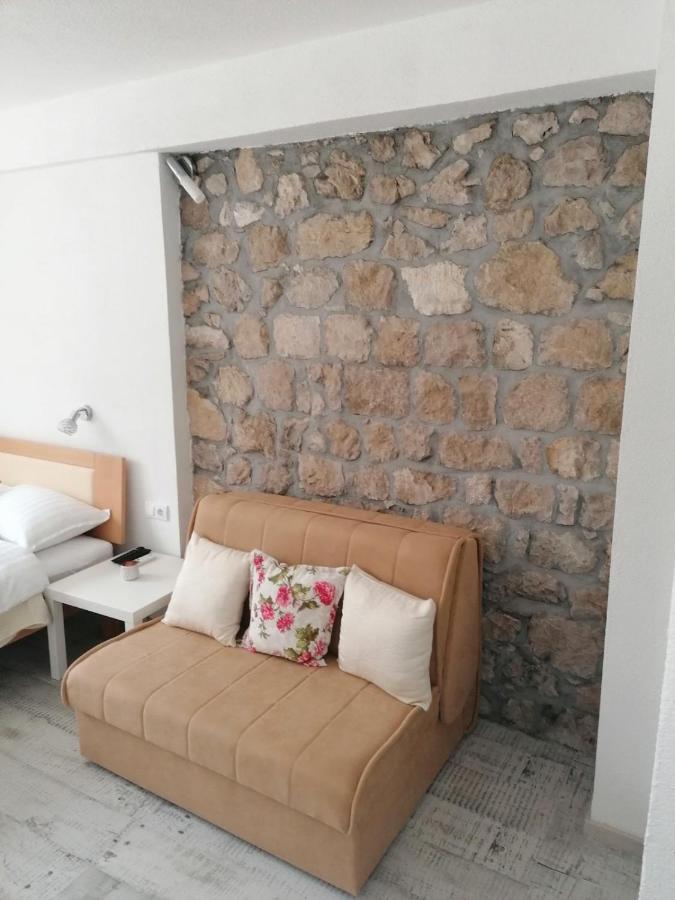 Vila Mira Trebinje Exterior photo