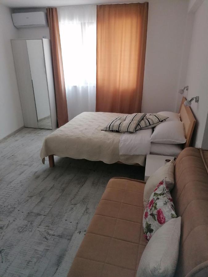 Vila Mira Trebinje Exterior photo