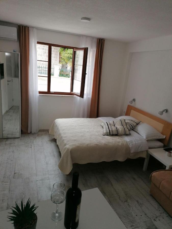Vila Mira Trebinje Exterior photo