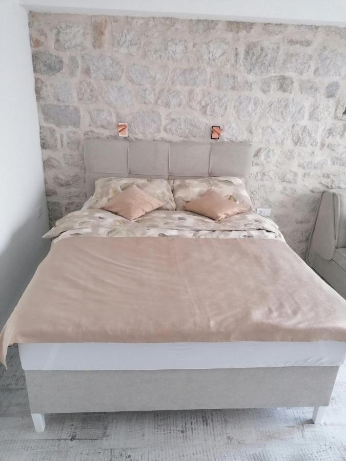 Vila Mira Trebinje Exterior photo